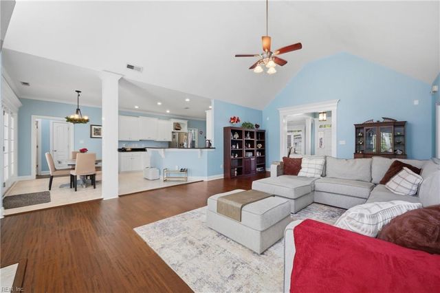 1125 Sutherlyn CT, Chesapeake, VA 23322