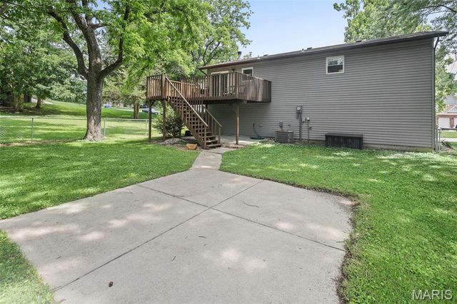 28 Foreman Drive, Glen Carbon, IL 62034