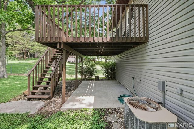 28 Foreman Drive, Glen Carbon, IL 62034