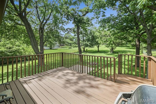 28 Foreman Drive, Glen Carbon, IL 62034