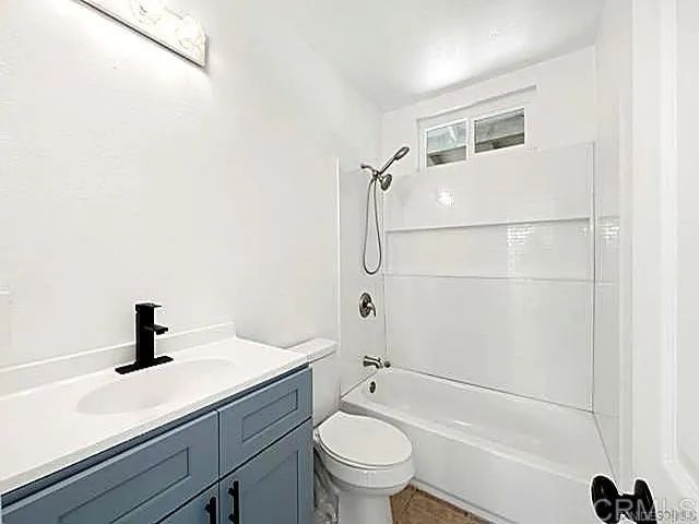 2040 Earl Street, San Diego, CA 92113