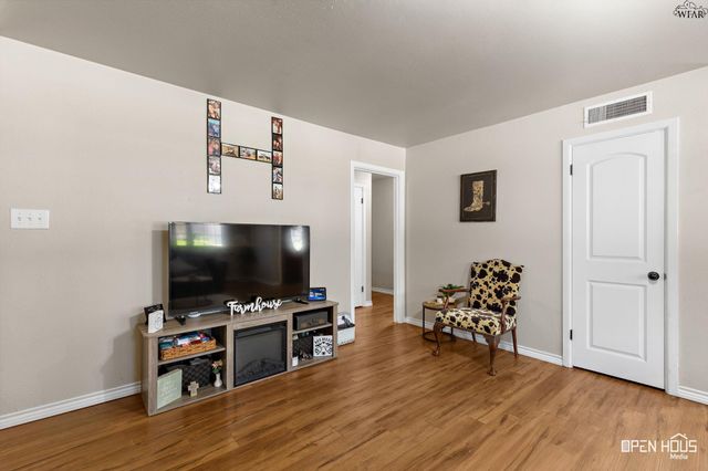 4908 EARL STREET, Wichita Falls, TX 76302