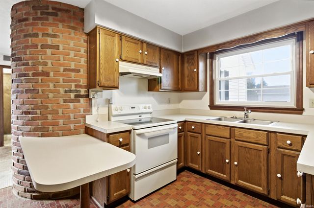 1461 N Manor Drive, Marion, IN 46952