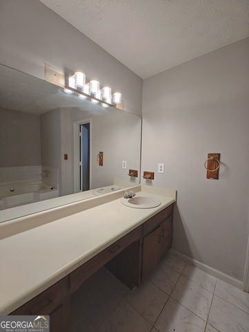 629 Woodsong Lane, Stone Mountain, GA 30087