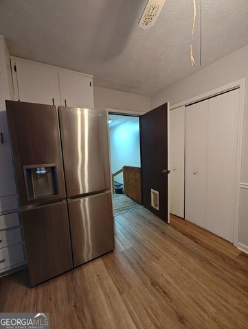 629 Woodsong Lane, Stone Mountain, GA 30087