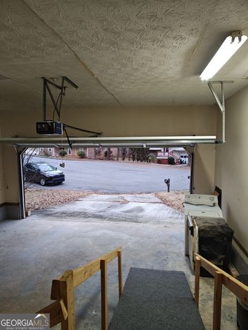 629 Woodsong Lane, Stone Mountain, GA 30087