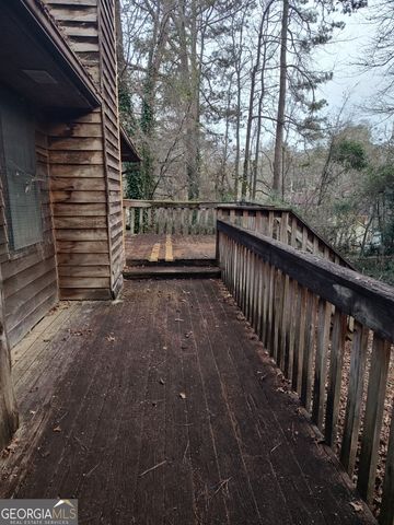 629 Woodsong Lane, Stone Mountain, GA 30087