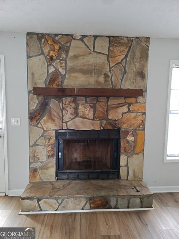 629 Woodsong Lane, Stone Mountain, GA 30087