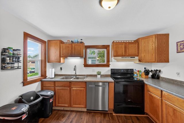 423 Mulberry Street, Baraboo, WI 53913