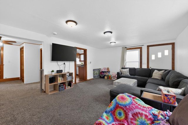 423 Mulberry Street, Baraboo, WI 53913