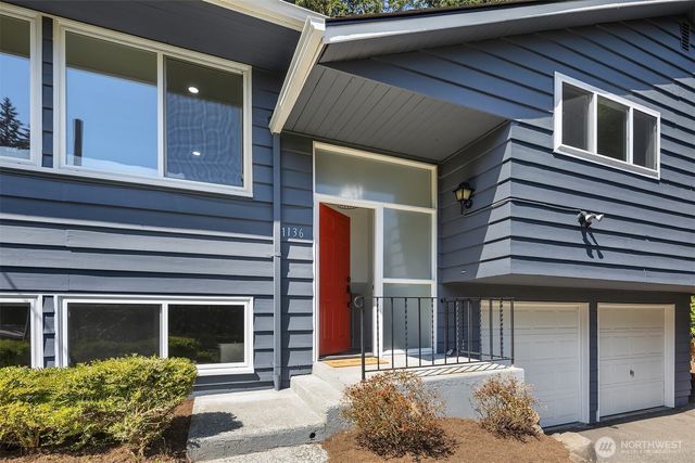 1136 N 146th Place, Shoreline, WA 98133