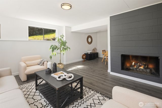 1136 N 146th Place, Shoreline, WA 98133