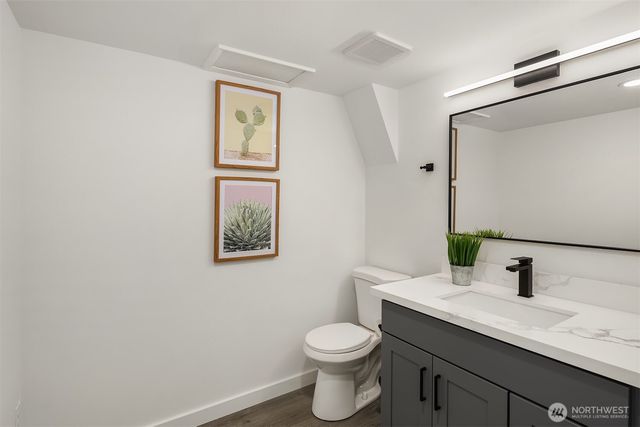 1136 N 146th Place, Shoreline, WA 98133