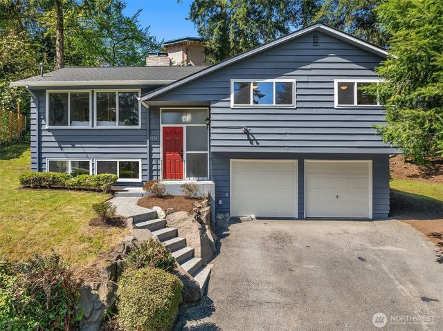 1136 N 146th Place, Shoreline, WA 98133