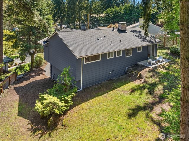 1136 N 146th Place, Shoreline, WA 98133