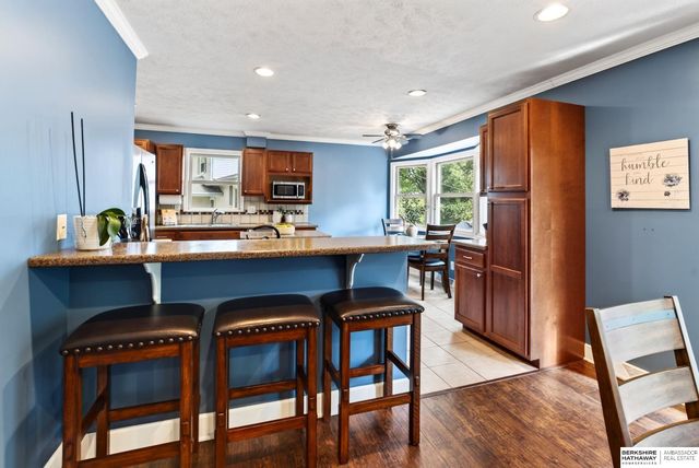 13221 Cedar Circle, Omaha, NE 68144