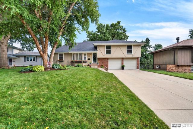 13221 Cedar Circle, Omaha, NE 68144