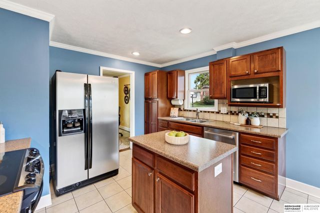 13221 Cedar Circle, Omaha, NE 68144
