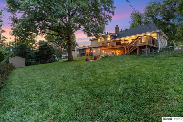 13221 Cedar Circle, Omaha, NE 68144