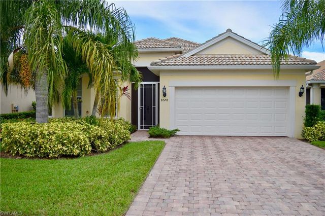 8578 Veronawalk CIR, Naples, FL 34114
