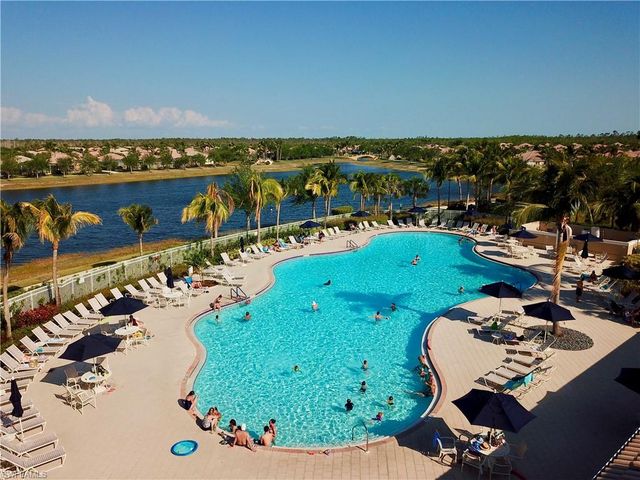 8578 Veronawalk CIR, Naples, FL 34114