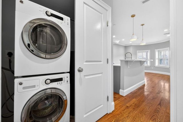 137 N St 3, Boston, MA 02127