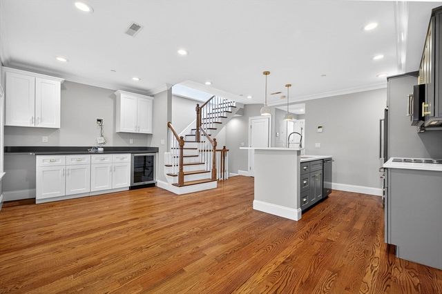 137 N St 3, Boston, MA 02127