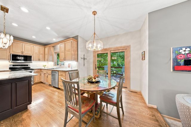 1444 Kings Wood Lane, Eagan, MN 55122