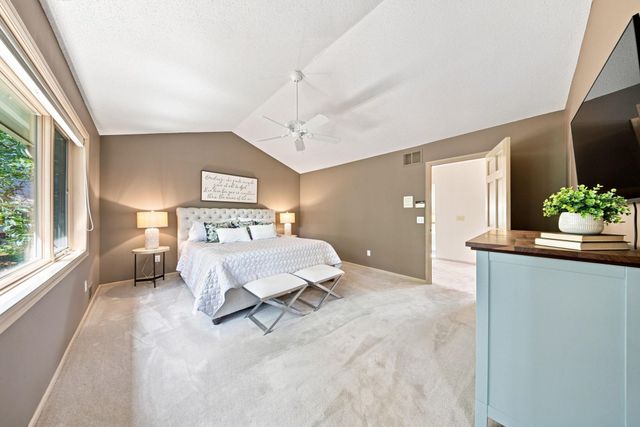 1444 Kings Wood Lane, Eagan, MN 55122