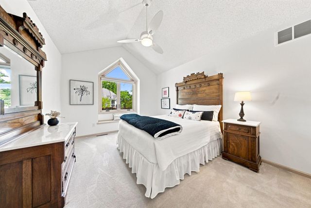 1444 Kings Wood Lane, Eagan, MN 55122