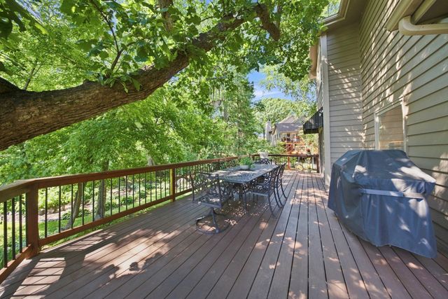 1444 Kings Wood Lane, Eagan, MN 55122