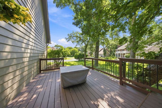1444 Kings Wood Lane, Eagan, MN 55122
