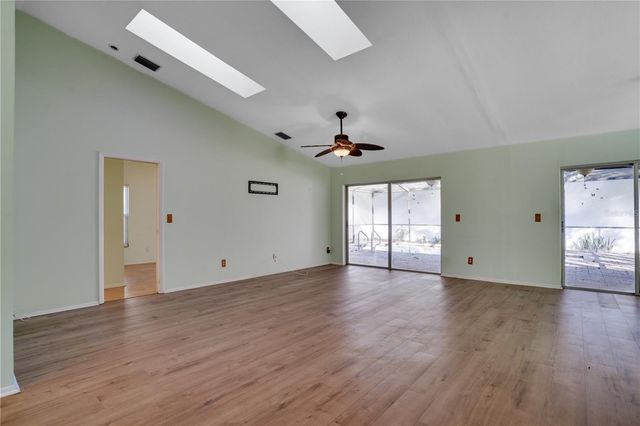 1410 CLUB DRIVE, Tarpon Springs, FL 34689