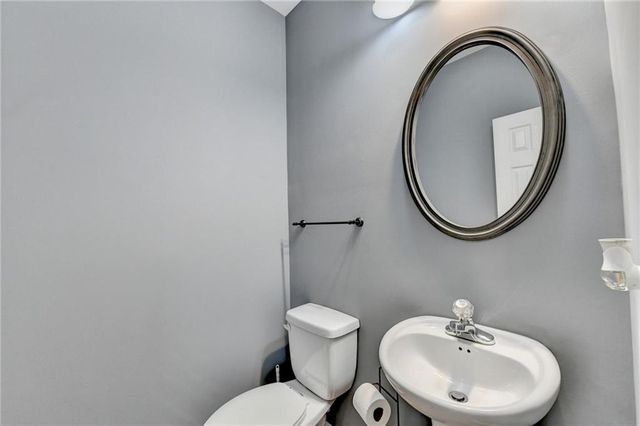 195 Ledgewood Mill Way, Lawrenceville, GA 30045