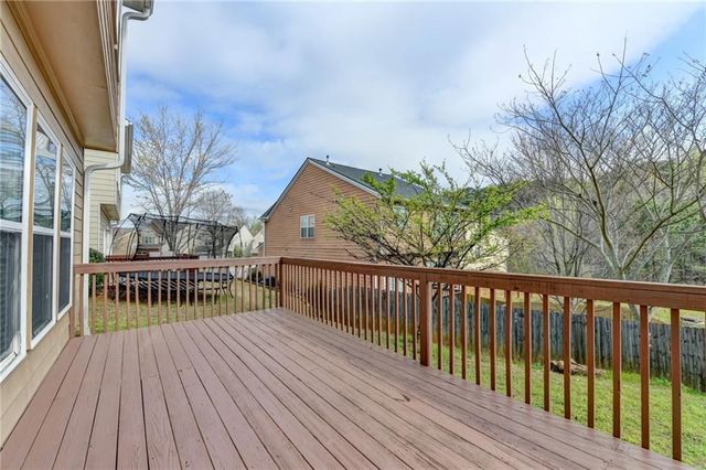 195 Ledgewood Mill Way, Lawrenceville, GA 30045