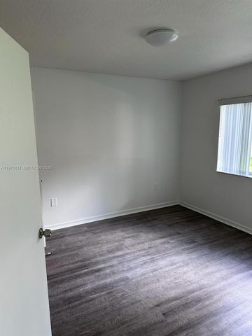 2931 SE 13th Ave 104-47, Homestead, FL 33035