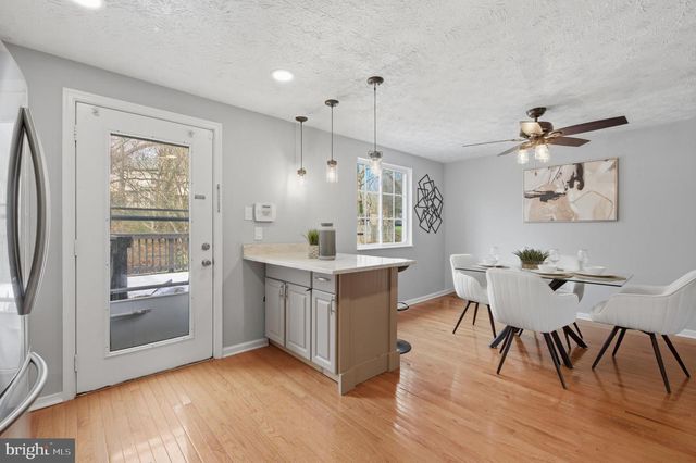 5936 SPRUCE RUN CT, Centreville, VA 20121