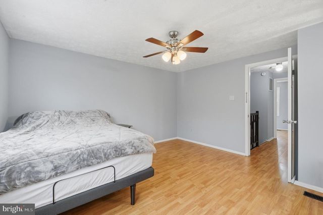 5936 SPRUCE RUN CT, Centreville, VA 20121