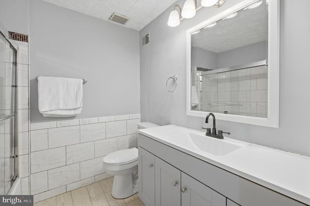 5936 SPRUCE RUN CT, Centreville, VA 20121