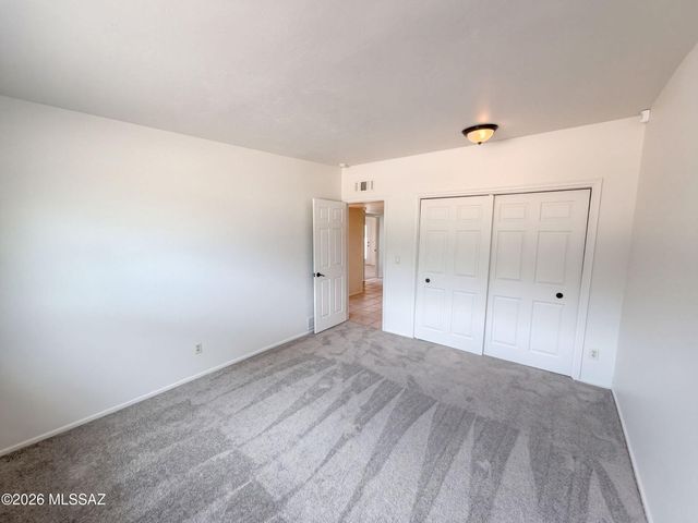 5611 N Placita Arizpe, Tucson, AZ 85718