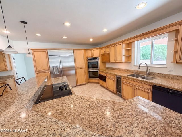 5611 N Placita Arizpe, Tucson, AZ 85718