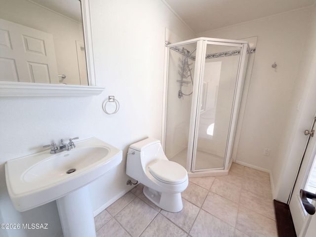 5611 N Placita Arizpe, Tucson, AZ 85718