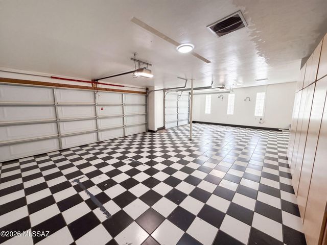 5611 N Placita Arizpe, Tucson, AZ 85718