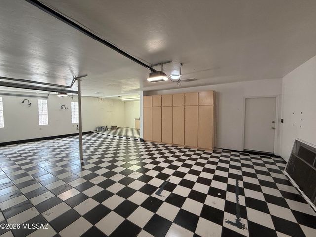 5611 N Placita Arizpe, Tucson, AZ 85718
