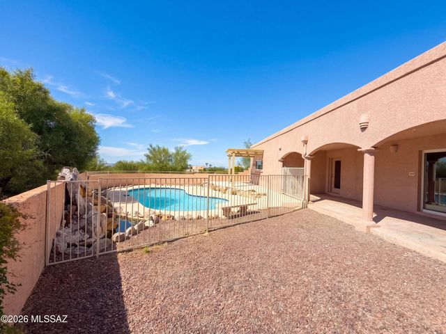 5611 N Placita Arizpe, Tucson, AZ 85718