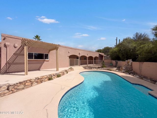 5611 N Placita Arizpe, Tucson, AZ 85718