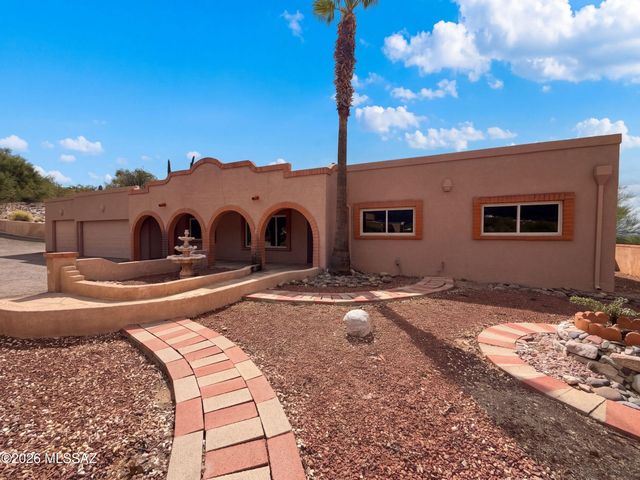 5611 N Placita Arizpe, Tucson, AZ 85718