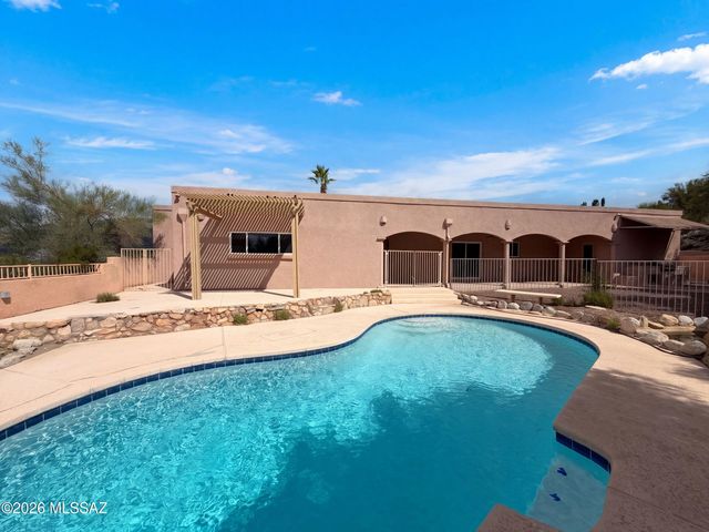 5611 N Placita Arizpe, Tucson, AZ 85718