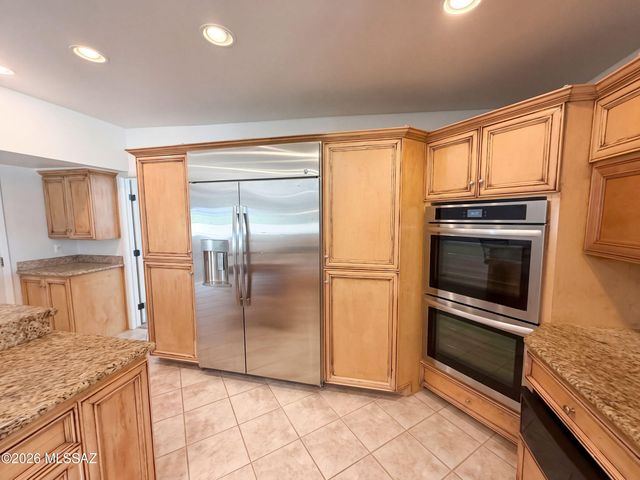 5611 N Placita Arizpe, Tucson, AZ 85718
