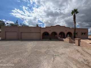 5611 N Placita Arizpe, Tucson, AZ 85718